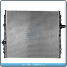 Cargar imagen en el visor de la galería, NEW Radiator for Kenworth W900 / Peterbilt 367, 388, 389, 365, 387, 379, 3.. QL - Qualy Air
