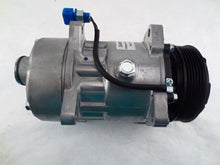 Cargar imagen en el visor de la galería, A/C Compressor SD7H15 for Volkswagen EuroVan QR - Qualy Air