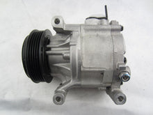 Cargar imagen en el visor de la galería, A/C Compressor OEM Denso SCSB06C for Fiat 500, Bravo, Panda QR - Qualy Air