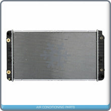 Cargar imagen en el visor de la galería, NEW Radiator for Buick Commercial Chassis, Roadmaster / Cadillac Commerci.. - Qualy Air
