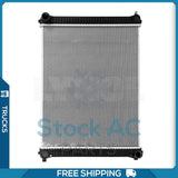 Radiador NUEVO para Freightliner M2/106 2004 con motor C7 Caterpillar - QL