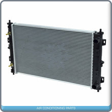 Cargar imagen en el visor de la galería, NEW Radiator fits Chrysler Cirrus, Sebring / Dodge Stratus / Plymouth Breeze  QU - Qualy Air