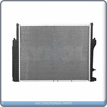 Cargar imagen en el visor de la galería, NEW Radiator for BMW 323i, 323Ci, 323ti, 323is, 328i, M3, 328is, Z3, 325i.. QL - Qualy Air
