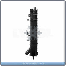 Cargar imagen en el visor de la galería, Radiator for Ford Crown Victoria, Grand Marquis / Lincoln Town Car / M... QL - Qualy Air