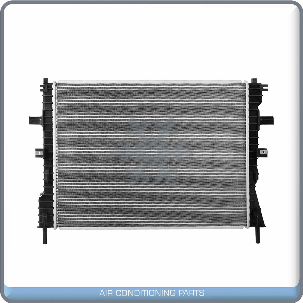 Radiator for 03-05 Ford Crown Victoria/Lincoln Town Car/Mercury Grand Marquis QL - Qualy Air