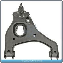 Cargar imagen en el visor de la galería, Control Arm Front Lower Right for Chevrolet 2007-99, GMC 2007-99 QOA - Qualy Air