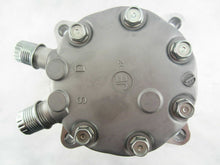 Cargar imagen en el visor de la galería, A/C Compressor SD7H15 fits New Holland - Qualy Air