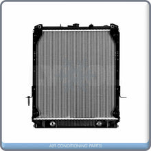 Cargar imagen en el visor de la galería, Radiator for Isuzu NPR, NQR QL - Qualy Air