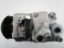 Cargar imagen en el visor de la galería, A/C Compressor OEM 7SES17C for Mercedes-Benz Maybach S600, Maybach S650, S... QR - Qualy Air