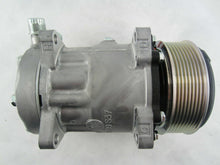 Cargar imagen en el visor de la galería, A/C Compressor SD7H15 fits New Holland - Qualy Air