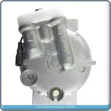 Cargar imagen en el visor de la galería, A/C Compressor Fits Jd / Hitachi / Kenki All Models - 12v - Qualy Air