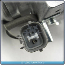 Cargar imagen en el visor de la galería, New DENSO A/C Compressor for Land Rover Discovery, Range Rover 1999 to 2002 - RQ - Qualy Air