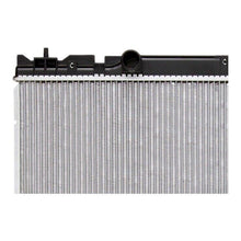 Cargar imagen en el visor de la galería, New Radiator For 02-06 Toyota Camry L4 2.4L 4 Cylinder LE SE XLE Japan Built QL - Qualy Air