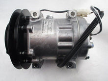 Cargar imagen en el visor de la galería, New A/C Compressor for Ford  / Sterling - Heavy Duty - OE # F4HZ19703H - Qualy Air