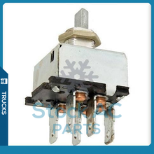 Load image into Gallery viewer, AC ROTARY AIR CONDITIONING 3 SPEED BLOWER SWITCH FOR TRUCKS KENWORTH OE# 71R1150 - Qualy Air