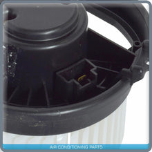 Load image into Gallery viewer, New A/C Blower Motor fits Chrysler 200 2015 to 2017 / Jeep Cherokee 2014 to 2017 - Qualy Air