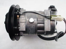 Cargar imagen en el visor de la galería, New A/C Compressor for Ford  / Sterling - Heavy Duty - OE # F4HZ19703H - Qualy Air