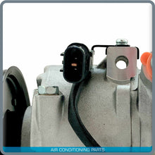 Cargar imagen en el visor de la galería, New A/C Compressor DVE18 fits Kia Sorento 2016 - OE# 977012P400 - Qualy Air