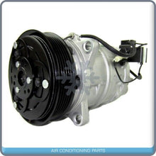 Cargar imagen en el visor de la galería, A/C Compressor OEM DKS15CH for Volvo S70, V70 QR - Qualy Air