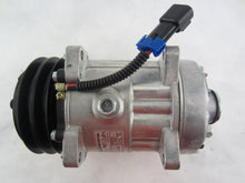 Cargar imagen en el visor de la galería, A/C Compressor OEM Sanden SD7H15 for Chevrolet / GMC / Mack / Volvo QR - Qualy Air