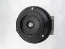 Cargar imagen en el visor de la galería, A/C Compressor OEM Denso 10PA17CH for Jaguar Vanden Plas, XJ6 QR - Qualy Air