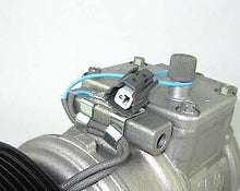 Cargar imagen en el visor de la galería, A/C Compressor OEM Denso 10PA17C for Honda Odyssey / Isuzu Oasis QR - Qualy Air