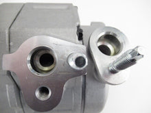 Cargar imagen en el visor de la galería, A/C Compressor 10SRE20C for Chrysler Aspen / Dodge Durango 5.7L - 2009 QR - Qualy Air