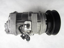 Cargar imagen en el visor de la galería, A/C Compressor OEM Denso 10PA17VC for Lexus ES250 / Toyota Camry, Celica QR - Qualy Air
