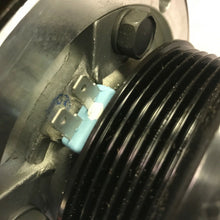 Cargar imagen en el visor de la galería, A/C Compressor OEM Acdelco R4 for Chevrolet / GMC / Oldsmobile QR - Qualy Air