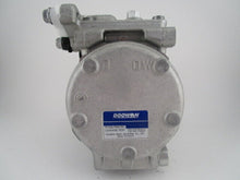 Cargar imagen en el visor de la galería, A/C Compressor 10PA17C Doowon for Genesis Coupe QR - Qualy Air