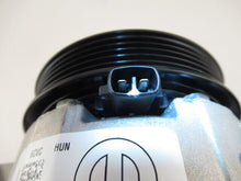 Cargar imagen en el visor de la galería, A/C Compressor OEM CVC E for Fiat 500X / Jeep Renegade QR - Qualy Air