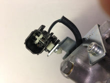 Load image into Gallery viewer, A/C Compressor OEM Motorcraft 7SBH17C for Ford Explorer QR - Qualy Air