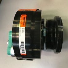 Cargar imagen en el visor de la galería, A/C Compressor OEM Acdelco R4 for Chevrolet / GMC / Oldsmobile QR - Qualy Air