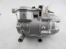 Cargar imagen en el visor de la galería, A/C Compressor OEM ES14C for Toyota Prius C QR - Qualy Air