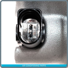 Cargar imagen en el visor de la galería, New OEM A/C Compressor for Volkswagen Beetle, Jetta, Passat 2.5L - 2008 to 2014 - Qualy Air