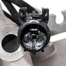 Cargar imagen en el visor de la galería, A/C Compressor MSC105CA for Mitsubishi Eclipse, Endeavor, Galant, Outlander QR - Qualy Air