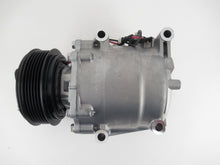 Cargar imagen en el visor de la galería, A/C Compressor OEM TRSA090 for Honda Civic, Prelude QR - Qualy Air