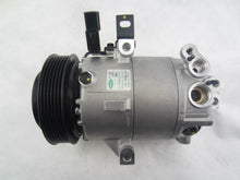 Cargar imagen en el visor de la galería, New A/C Compressor OEM VS12M for Hyundai Elantra, Elantra Coupe / Kia Soul QR - Qualy Air