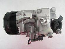 Cargar imagen en el visor de la galería, New OEM A/C Compressor for Mercedes-Benz C250, C300, C350, ML350, SLK250.. QR - Qualy Air
