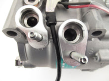 Cargar imagen en el visor de la galería, A/C Compressor OEM TRSA090 for Honda Civic, Prelude QR - Qualy Air