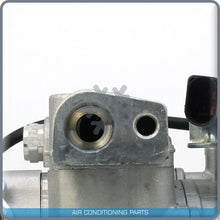Cargar imagen en el visor de la galería, New A/C Compressor for VW Touareg - 2004 to 2008 - OE# 7H0820805C - Qualy Air
