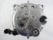 Cargar imagen en el visor de la galería, A/C Compressor OEM DKS15CH for Volvo S40, V40 QR - Qualy Air
