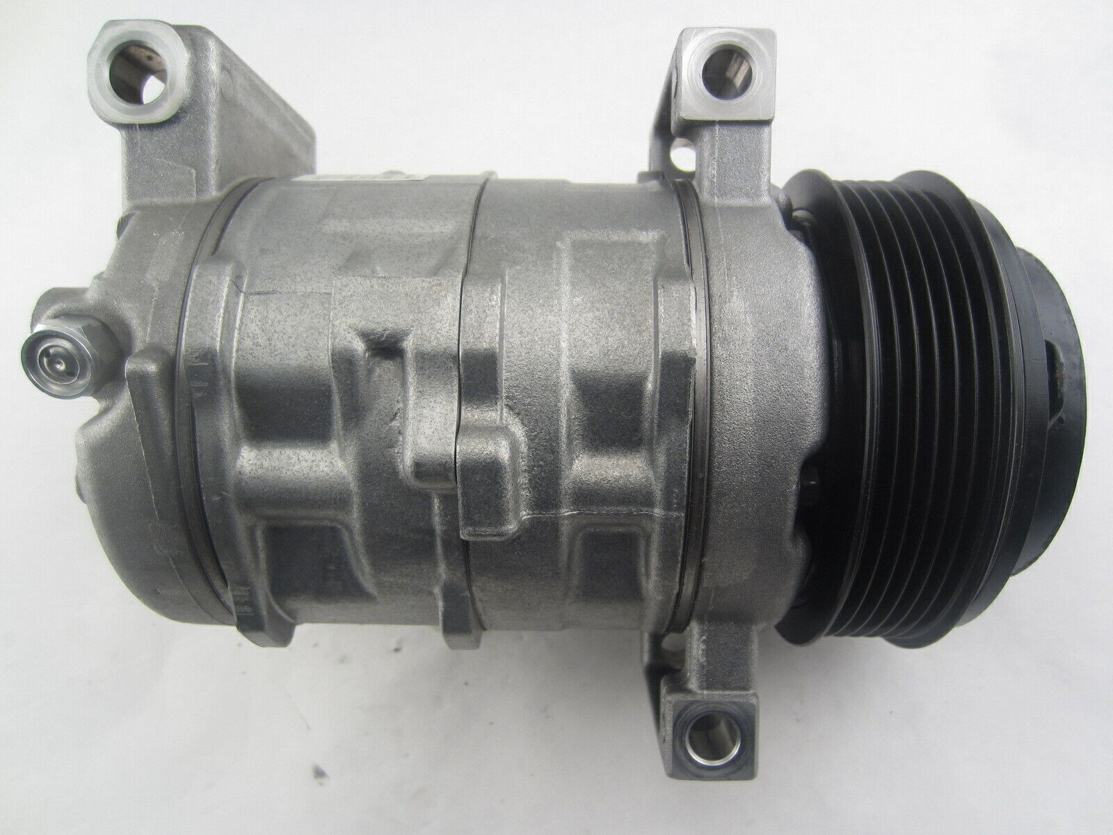 A/C Compressor OEM Acdelco 10SE18F for Chevrolet Express 2500, Express 350... QR - Qualy Air