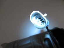 Cargar imagen en el visor de la galería, A/C Compressor DCV14J for Saturn L300, LS2, LW2, LW300 QR - Qualy Air