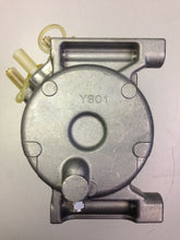 Cargar imagen en el visor de la galería, A/C Compressor OEM Denso 10S20H for Chrysler Town &amp; Country, Voyager / Dod... QR - Qualy Air