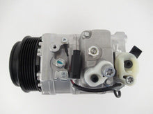 Cargar imagen en el visor de la galería, A/C Compressor 7SEU17C for Mercedes-Benz C55 AMG, CLK55 AMG, CLK550, CLK63... QR - Qualy Air