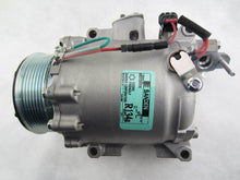 Cargar imagen en el visor de la galería, A/C Compressor OEM TRSE07 for Acura CSX / Honda Civic QR - Qualy Air
