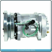 Cargar imagen en el visor de la galería, NEW A/C Compressor fits Caterpillar Loader 980H - OE# 3E1906 - Qualy Air