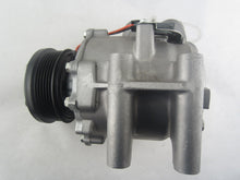 Cargar imagen en el visor de la galería, A/C Compressor TRSA12 for Buick Rainier / Chevrolet Trailblazer / GMC Envo... QR - Qualy Air